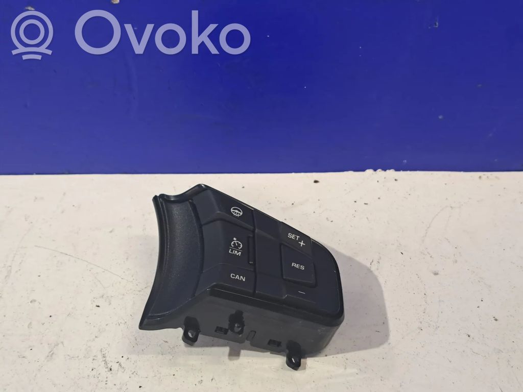 Przełącznik / Przycisk kierownicy   GX5313D767GB