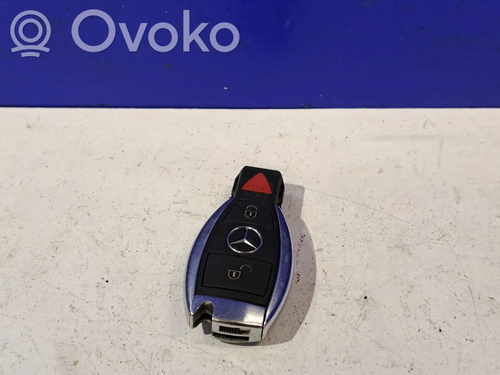 Mercedes-Benz E W212 Aizdedzes atslēga / karte 
