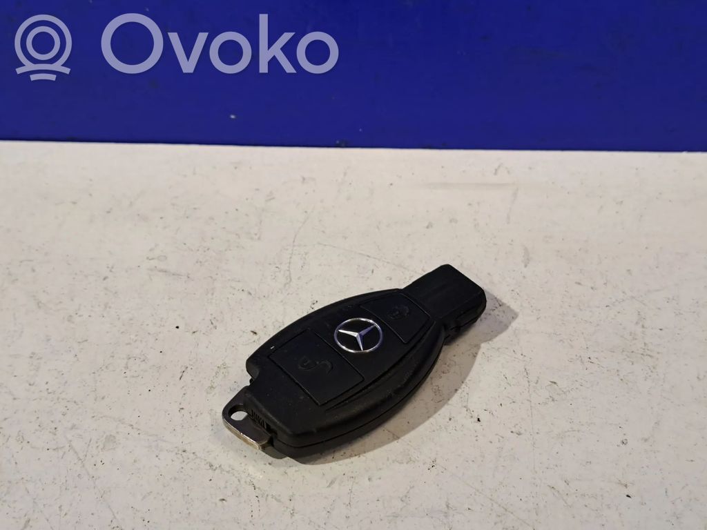 Mercedes-Benz CLS C219 Aizdedzes atslēga / karte 