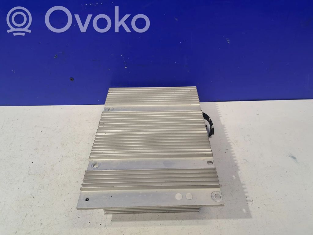 Volvo S40 Sound amplifier 