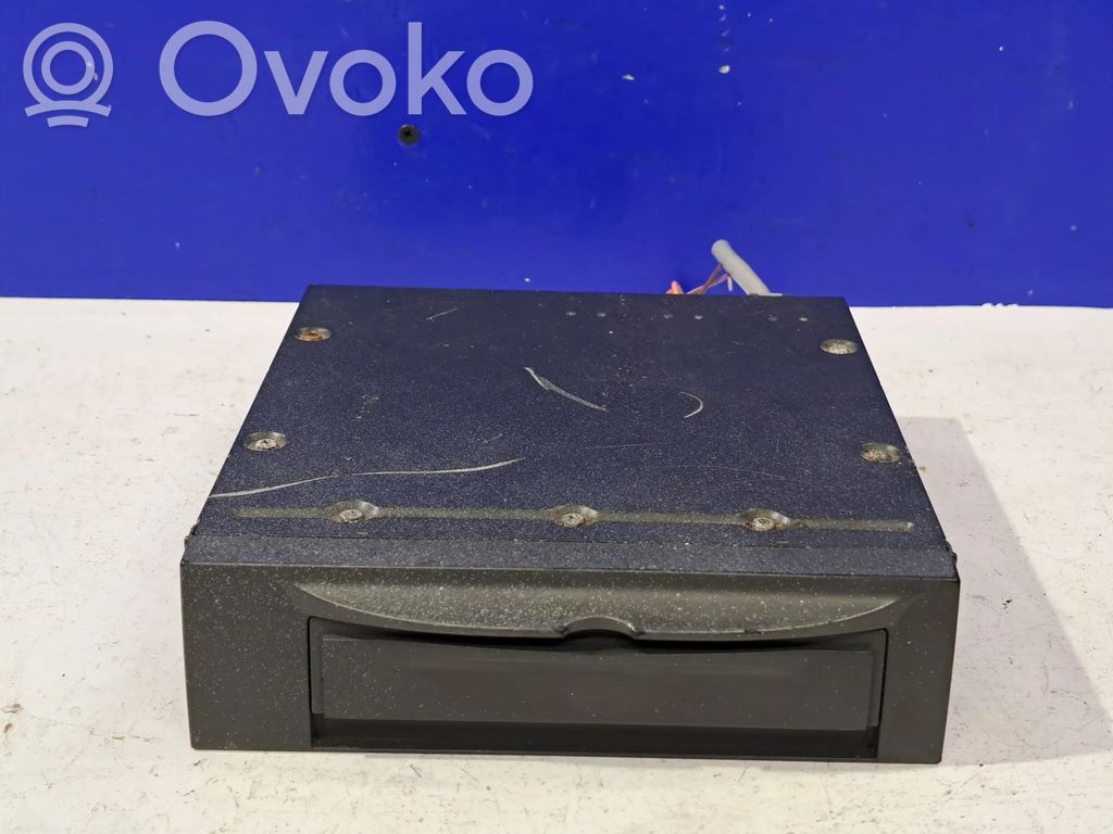 Volvo XC90 CD/DVD changer 
