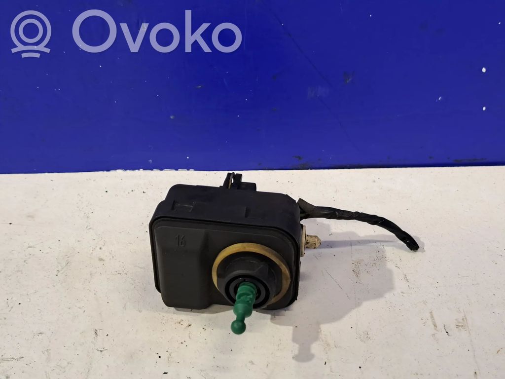 Volvo V70 Motor reglare nivel far 