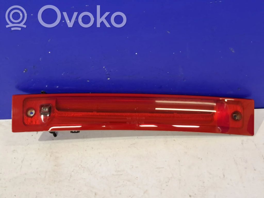 Volvo XC90 Third/center stoplight 