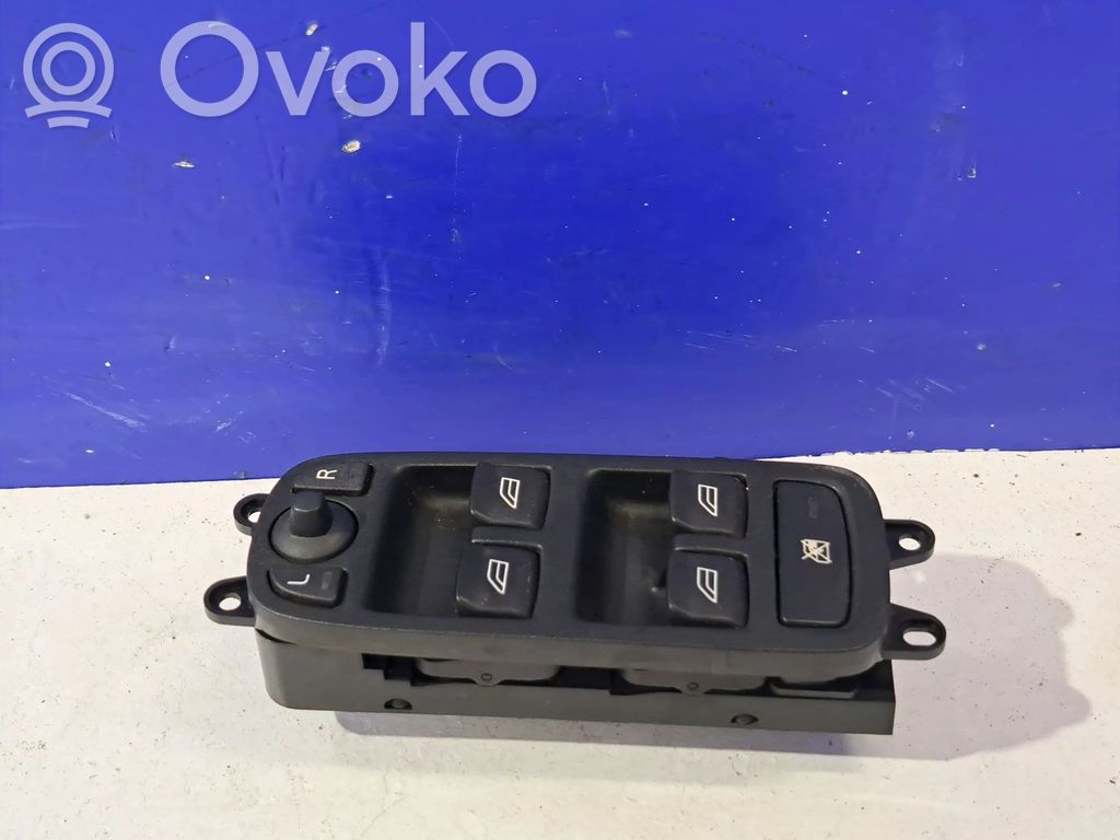 Electric window control switch   30710787,30710788,30710789,30710790