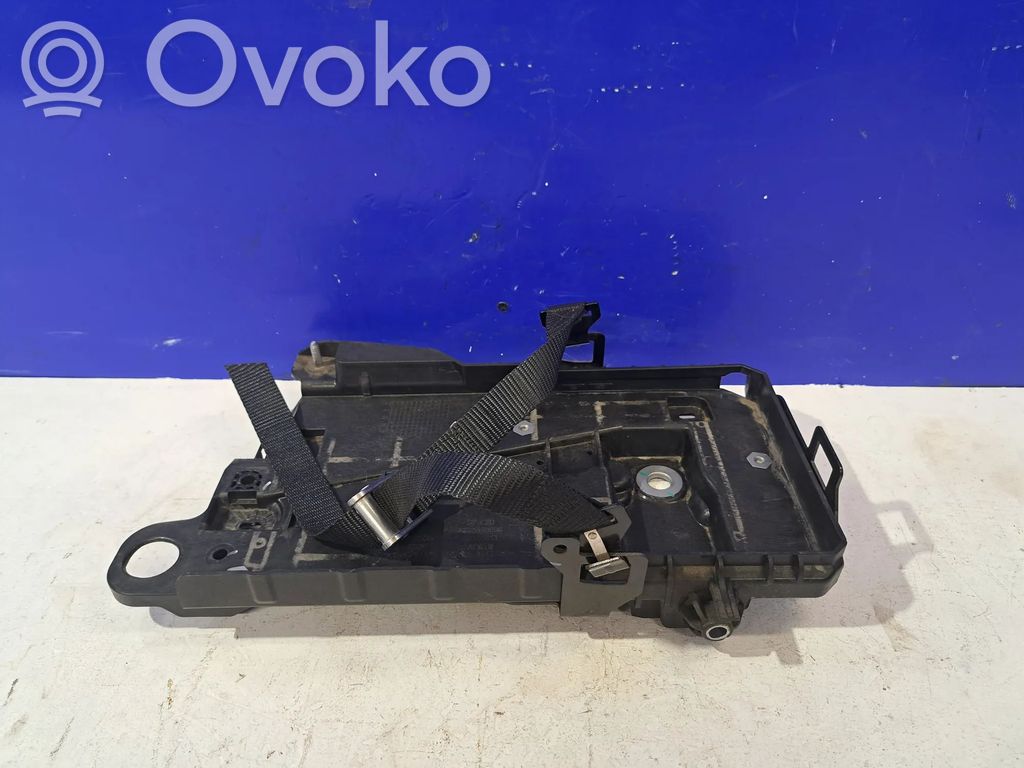 Polestar 2 Battery box tray 