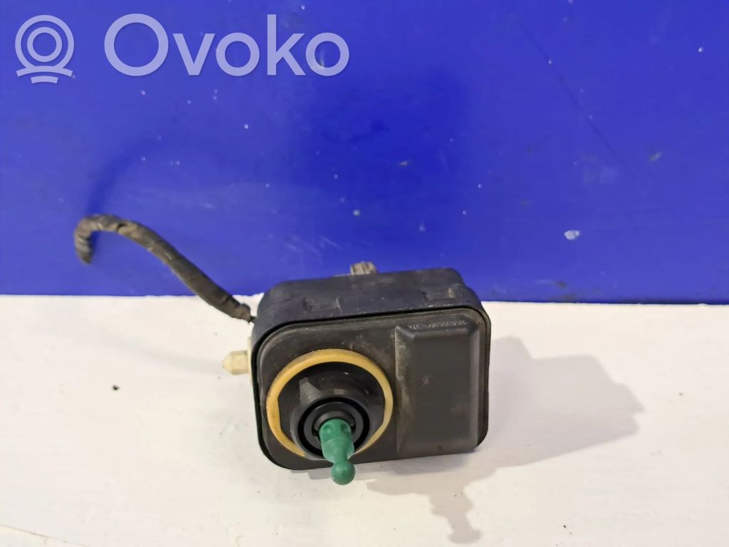 Volvo S80 Motor reglare nivel far 