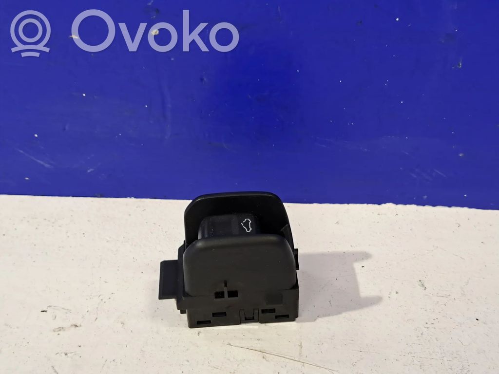 Volvo V60 Stoglangio jungtukas 
