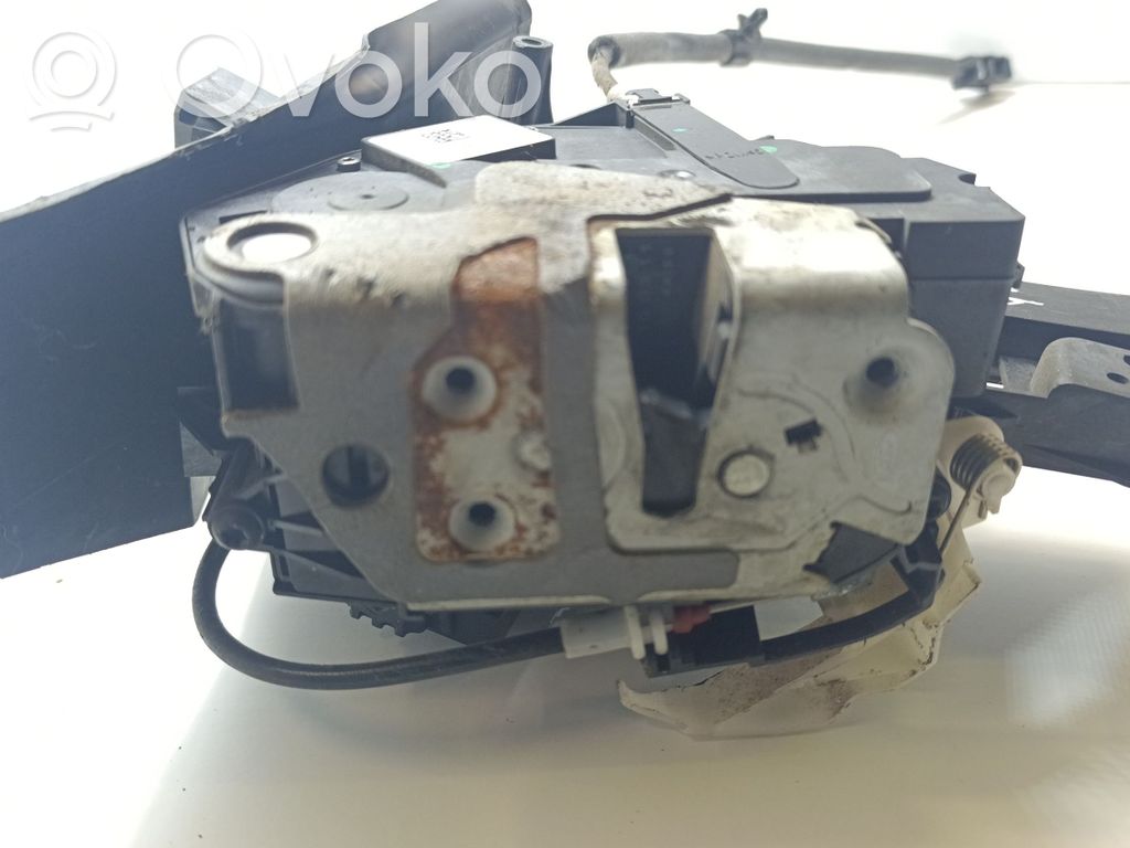 Takaoven lukko   BM5AA26413AC,921765102