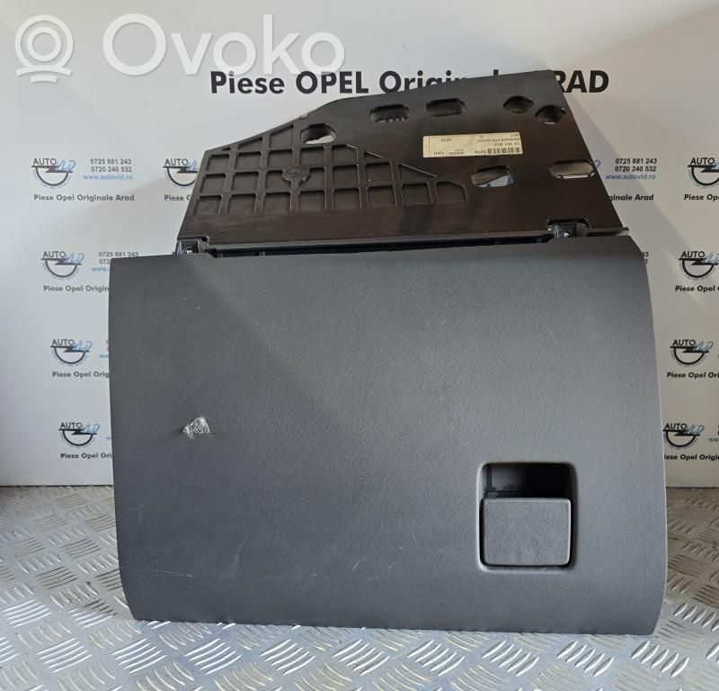 Opel Vectra C Juego guantera 