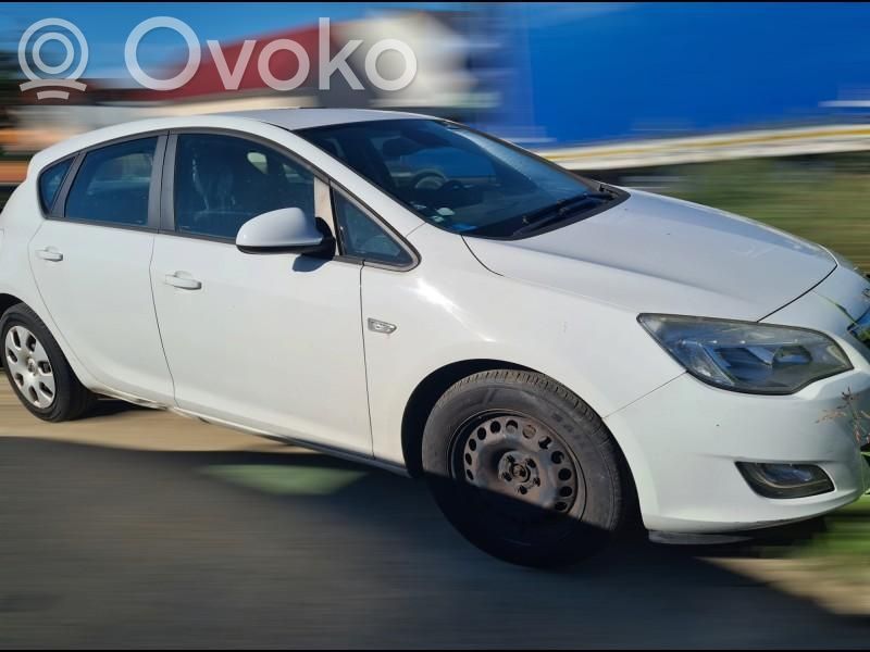 Opel Astra J Engine mounting bracket 