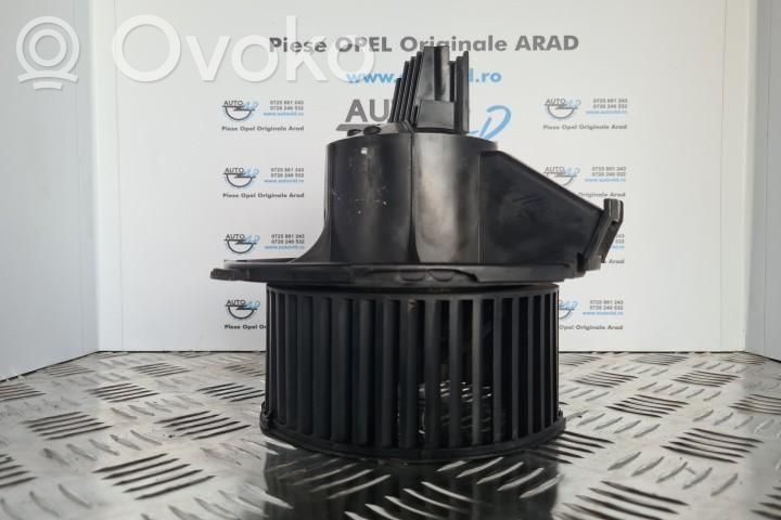 Opel Zafira B Silniczek nagrzewnicy nawiewu klimatyzacji A/C 