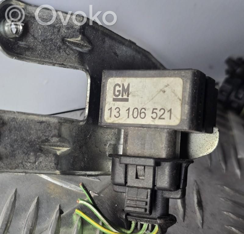 Opel Astra H Airbag deployment crash/impact sensor 