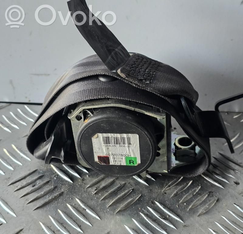 Opel Corsa D Cinturón delantero 