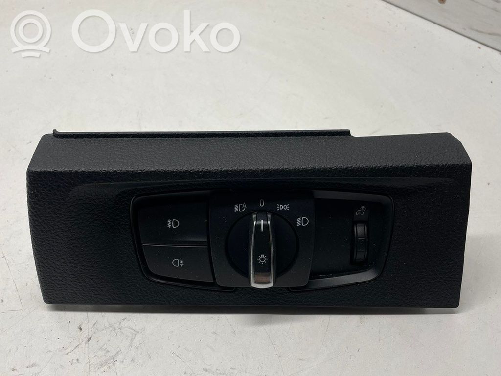 BMW 1 F20 F21 Šviesų jungtukas 