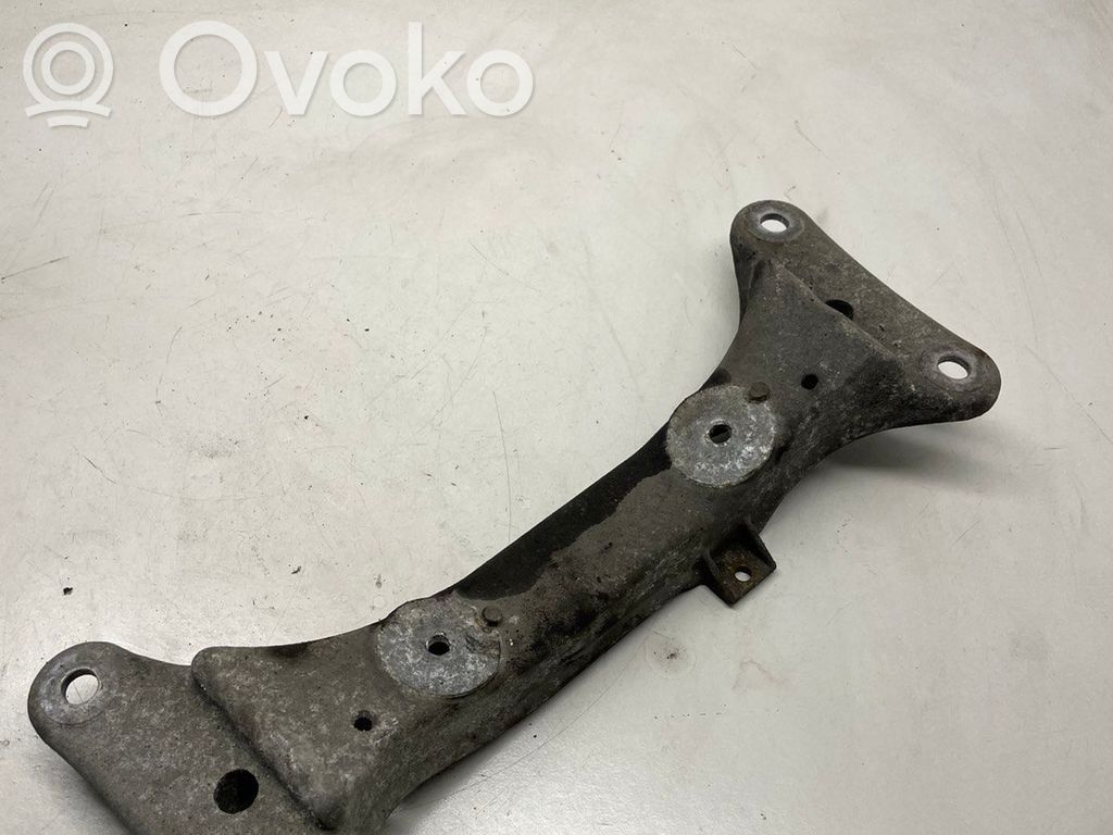 BMW 3 E90 E91 Gearbox mounting bracket 