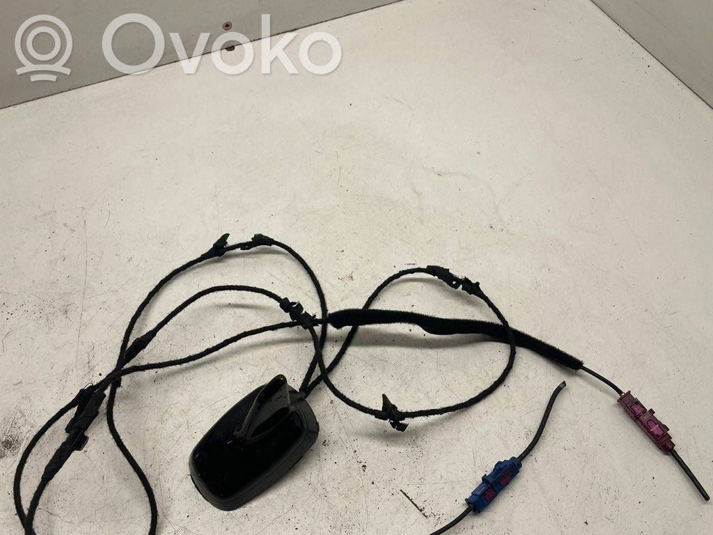 Audi A5 8T 8F GPS-pystyantenni 