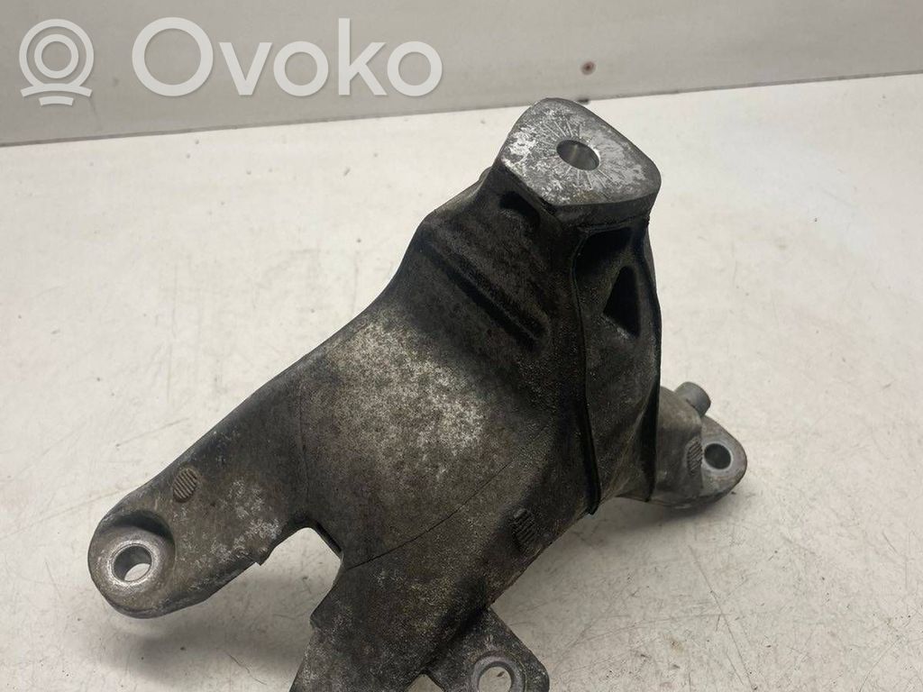 Audi A5 8T 8F Engine mounting bracket 