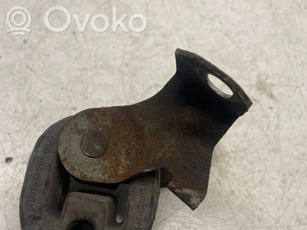 Audi A5 8T 8F Muffler mount bracket/holder 
