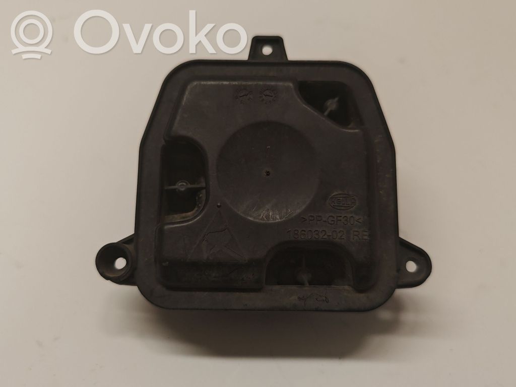 Mercedes-Benz E C207 W207 Element lampy przedniej 