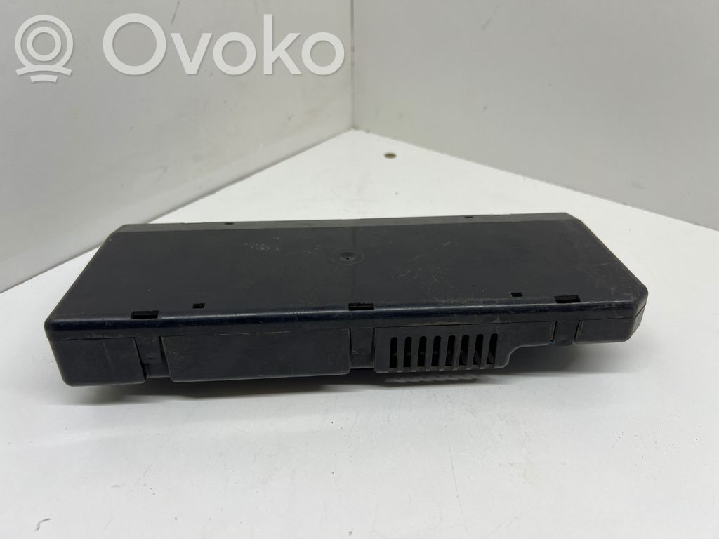 BMW 5 E34 Air conditioning/heating control unit 