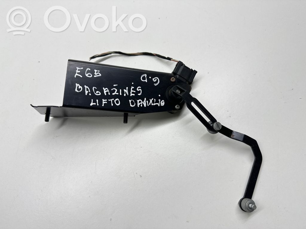 BMW 7 E65 E66 Senzor portbagaj 
