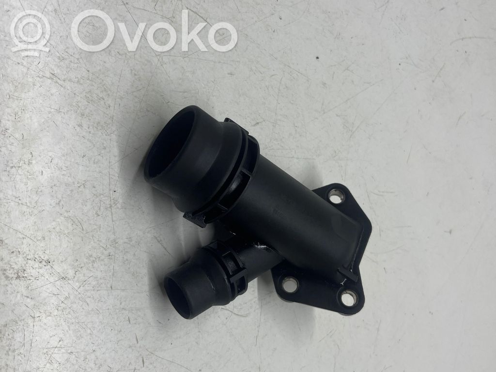 BMW 5 E39 Engine coolant pipe/hose 