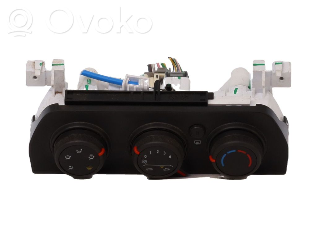 Dacia Sandero III Climate control unit 