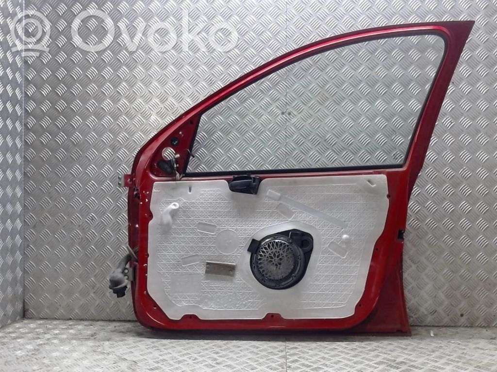 Peugeot 206+ Puerta delantera 