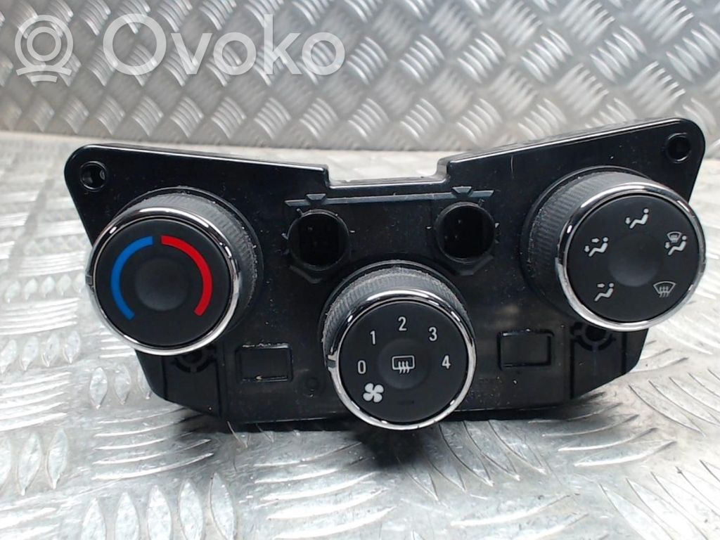 Chevrolet Aveo Climate control unit 