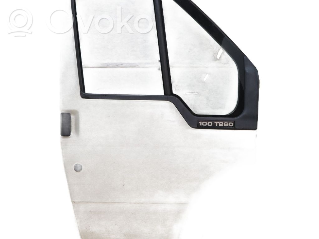 Front door   4703952