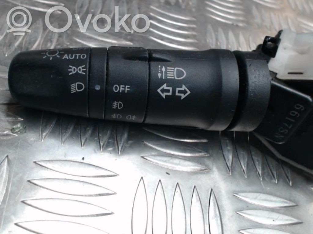 Nissan Note (E11) Indicator stalk 