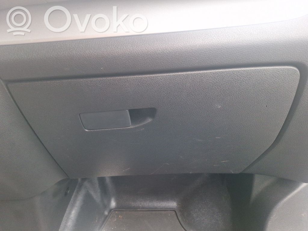 Opel Vivaro Juego guantera 