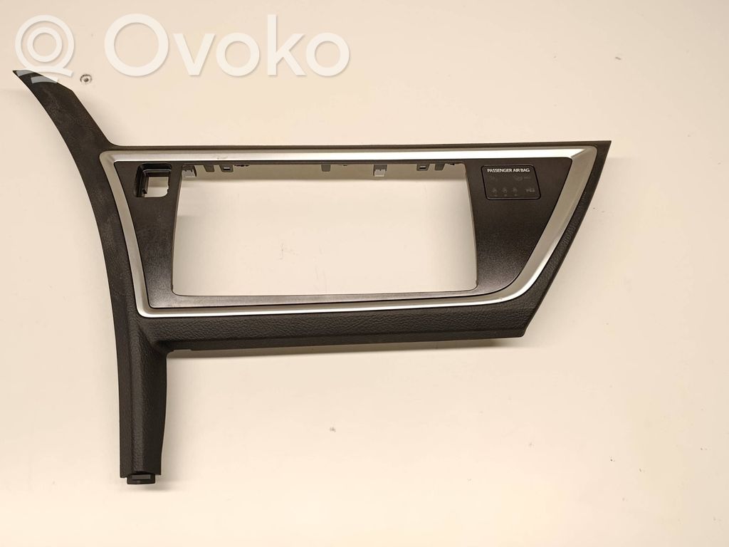 Toyota Auris E180 Rămă unitate radio/GPS 