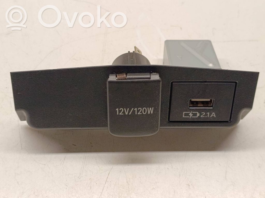USB socket connector   5891102380