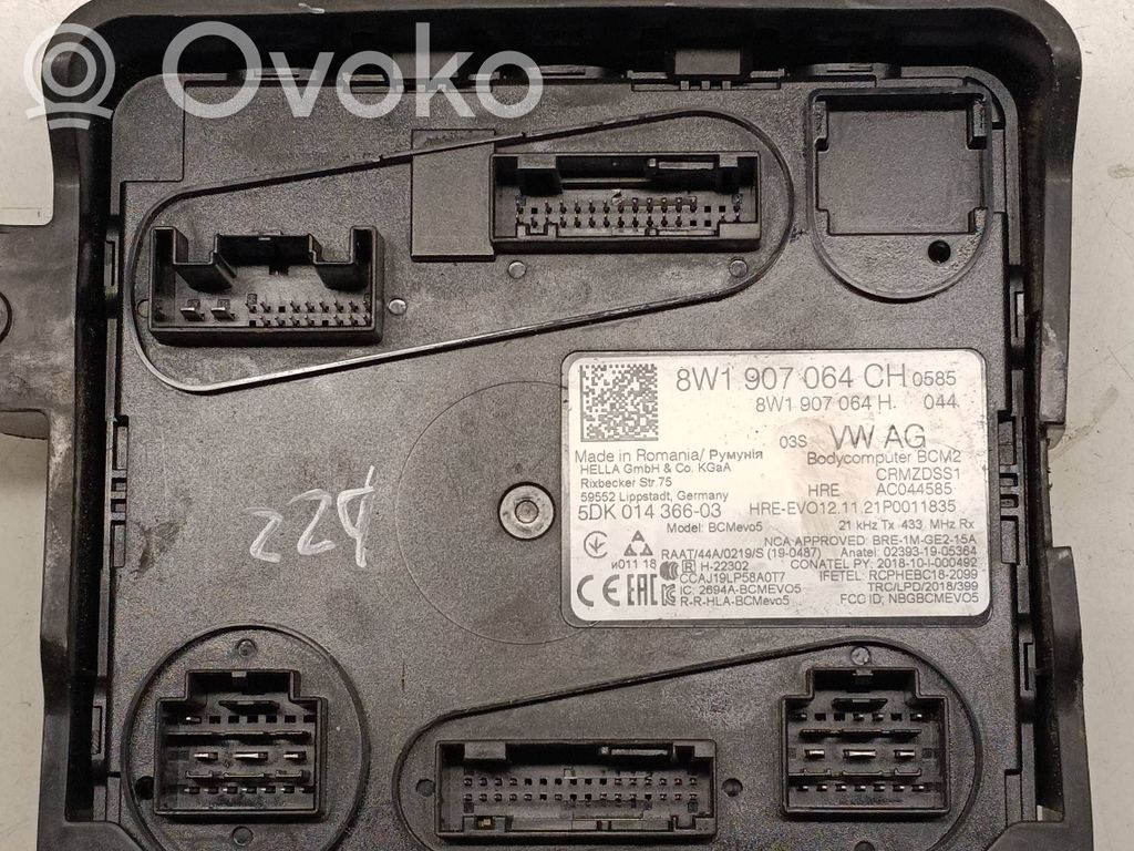 Mukavuusmoduuli   8W1907064CH,8W1907064H,5DK01436603,8W1907603A
