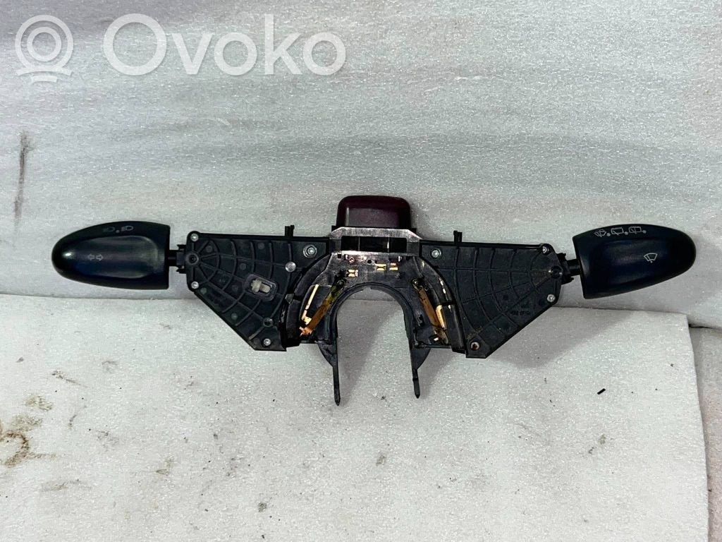 Ford Galaxy Commodo, commande essuie-glace/phare 
