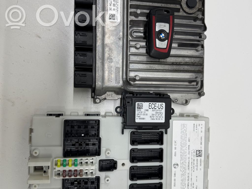 Komputer / Sterownik ECU i komplet kluczy   6824383,8687683,9371374,116RI001052,7565107960