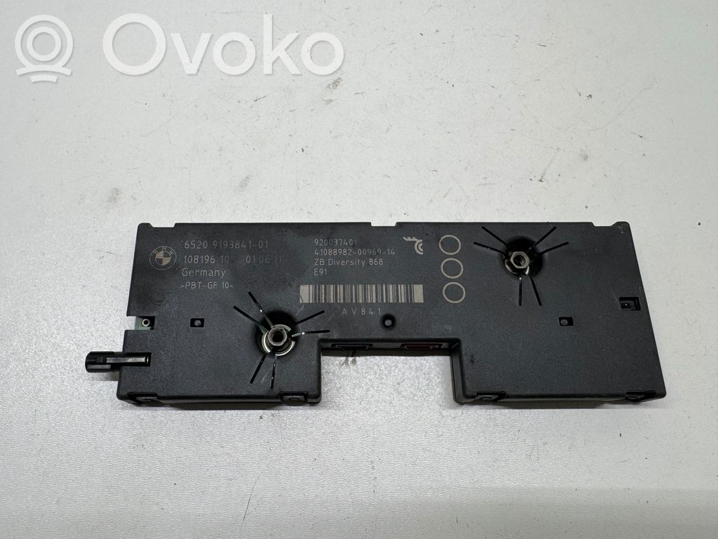 BMW 3 E90 E91 Antenos stiprintuvas 