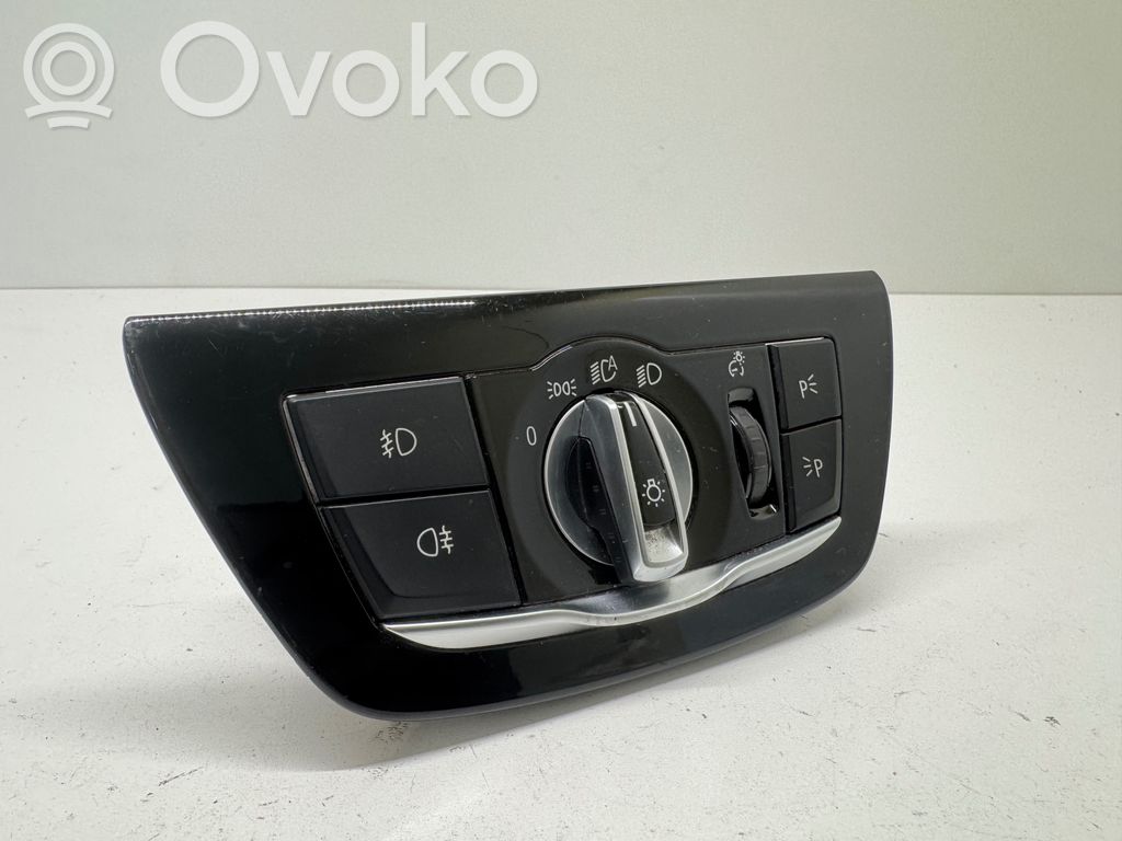 BMW 5 G30 G31 G38 Przełącznik świateł 