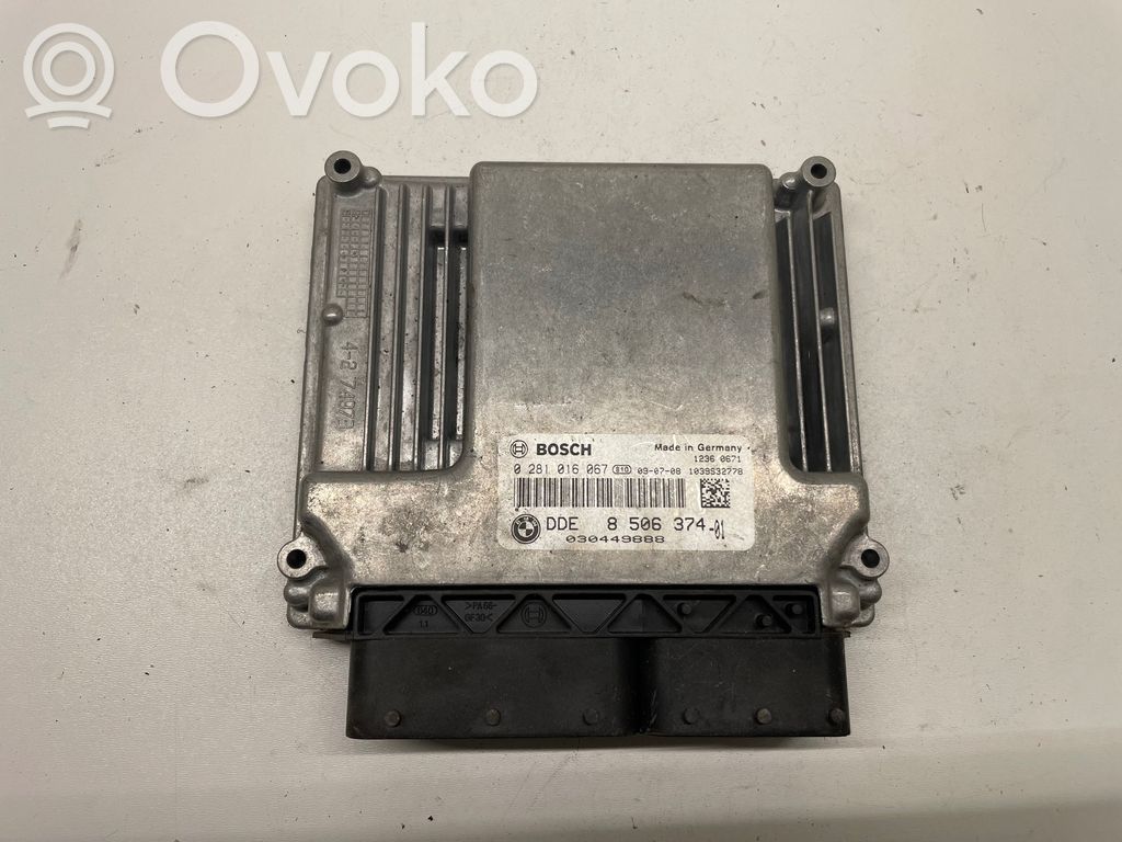 BMW 3 E90 E91 Variklio valdymo blokas 