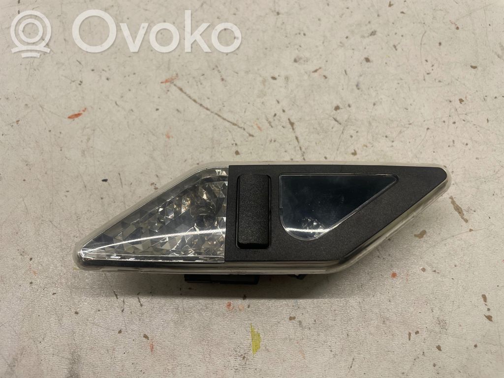 Takaistuimen valo   8375586