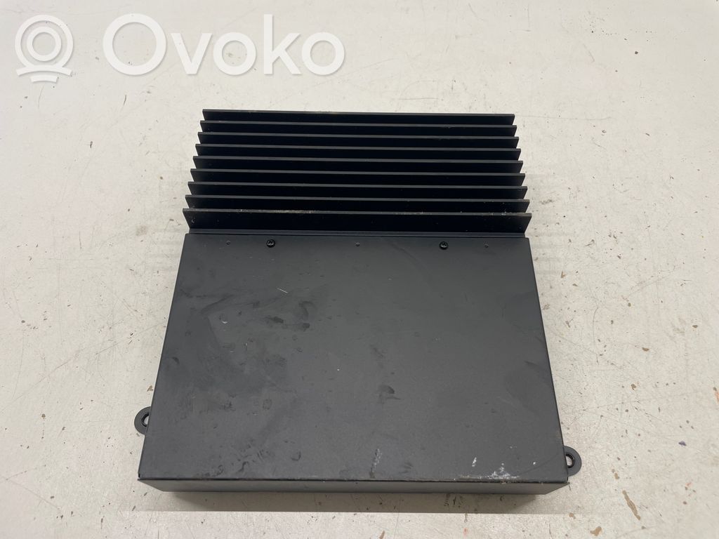 BMW 5 E39 Sound amplifier 