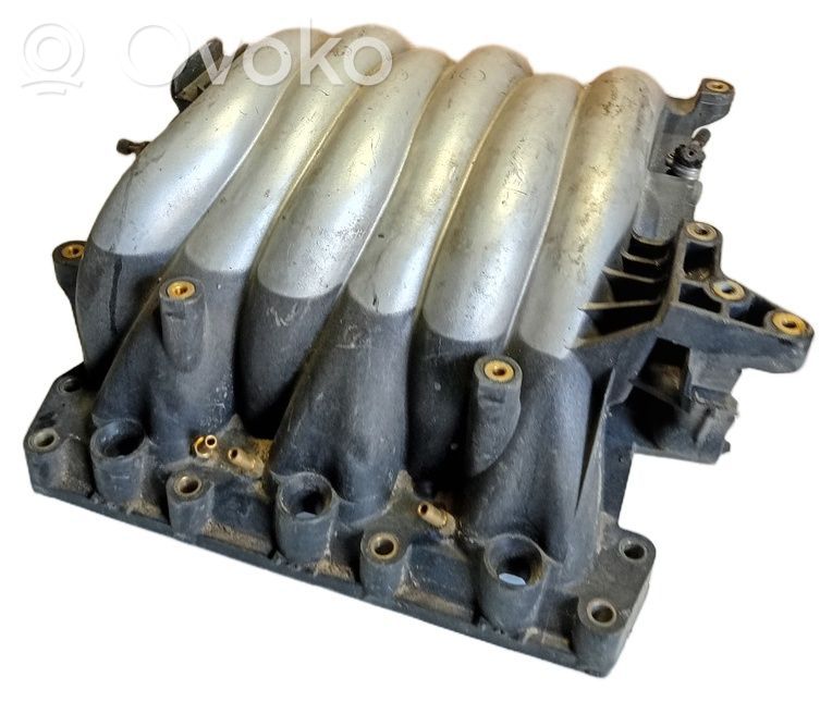 Audi A4 S4 B5 8D Otros repuestos del motor 