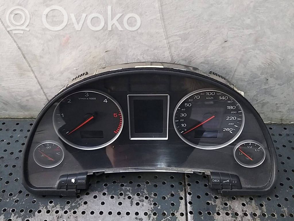 Audi A4 S4 B6 8E 8H Vitezometru (grup de instrumente) 