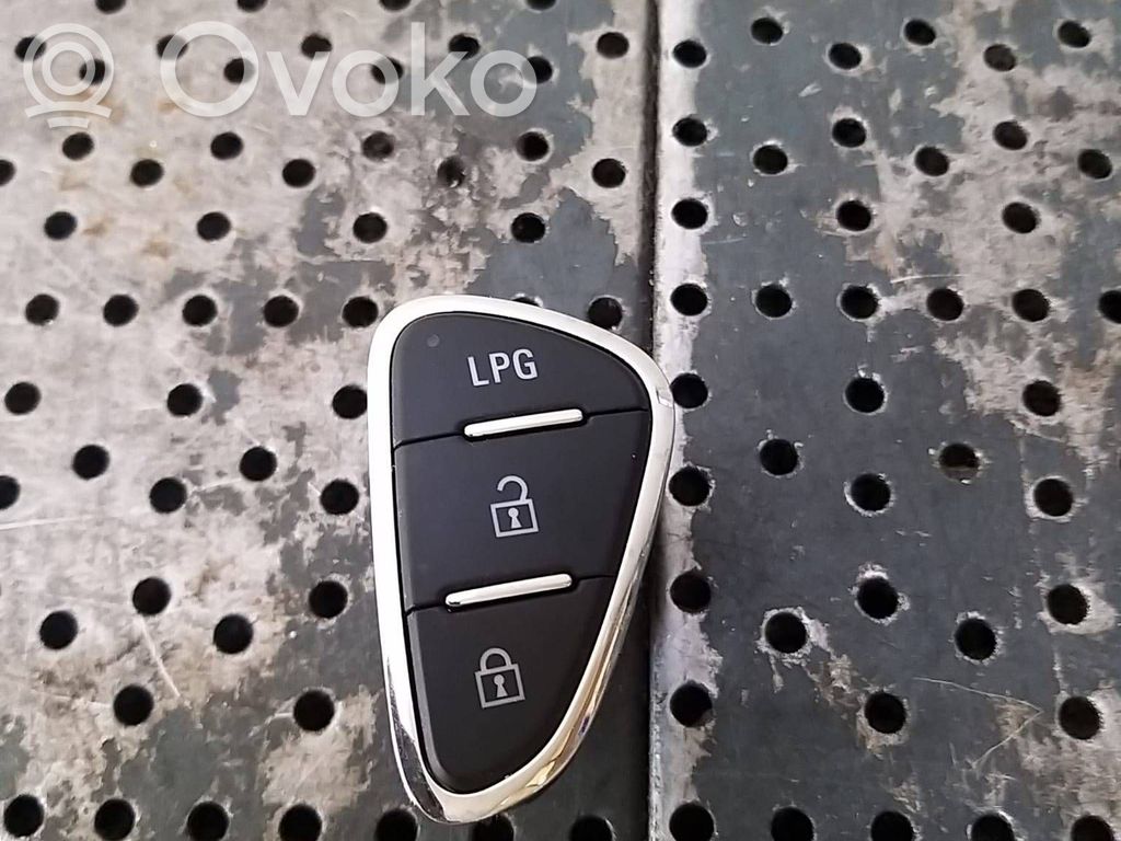 Opel Corsa E Central locking switch button 