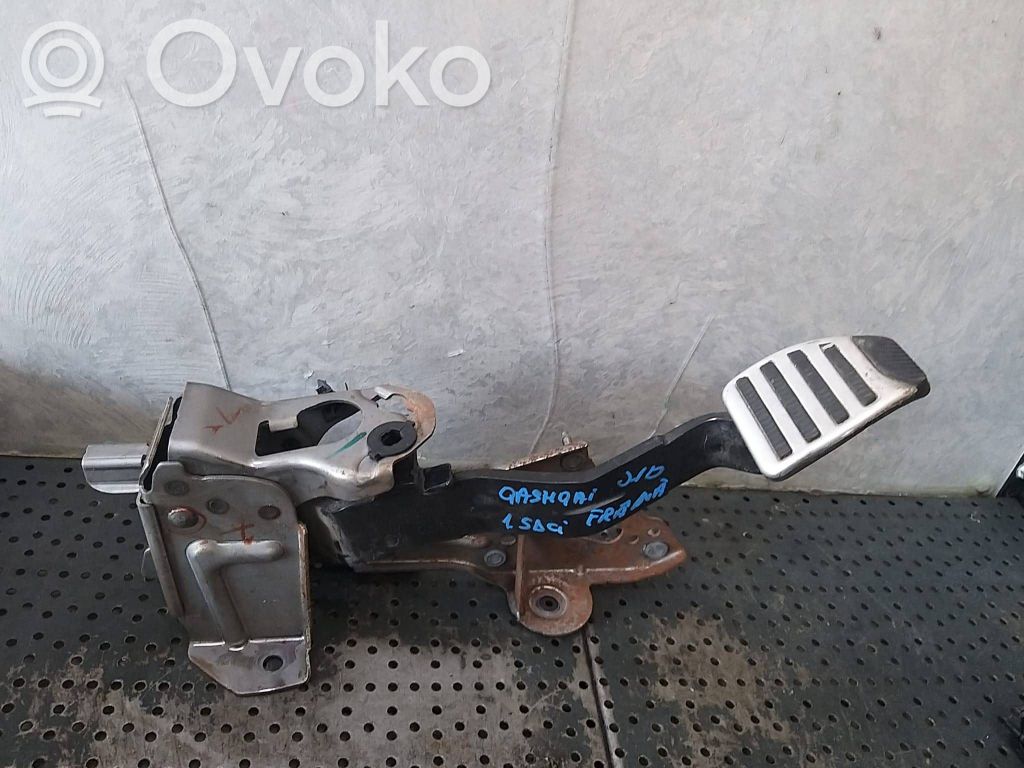 Nissan Qashqai+2 Pedał hamulca 