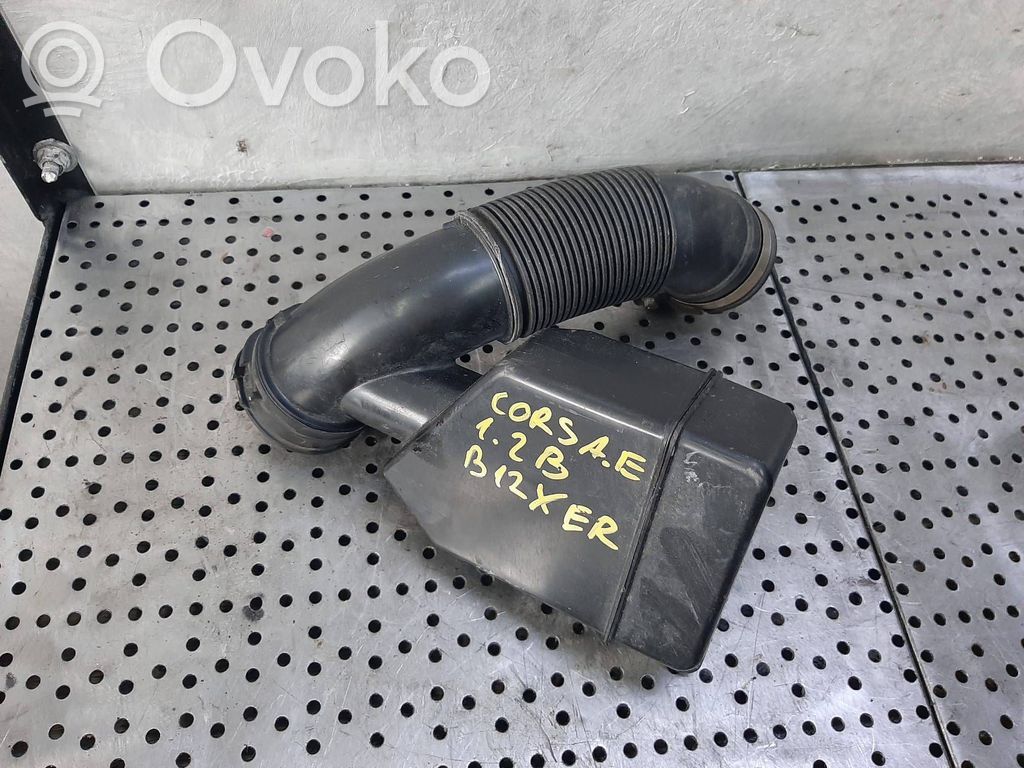 Opel Corsa E Įsiurbimo rezonatorius 