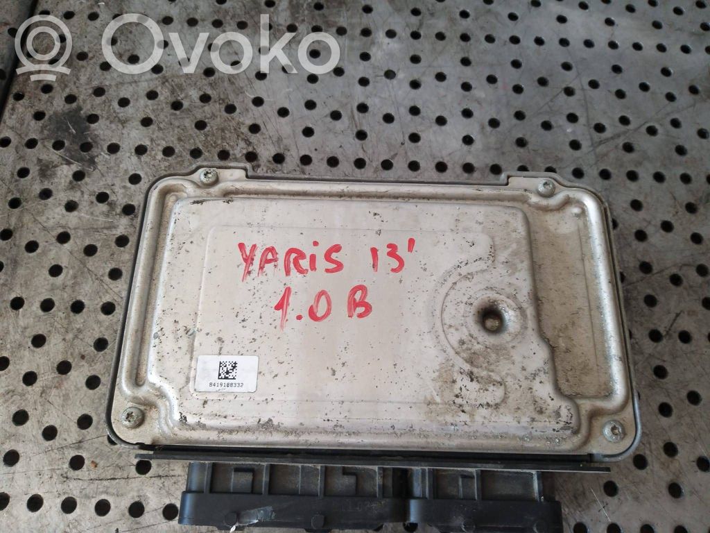 Toyota Yaris Engine control unit/module 