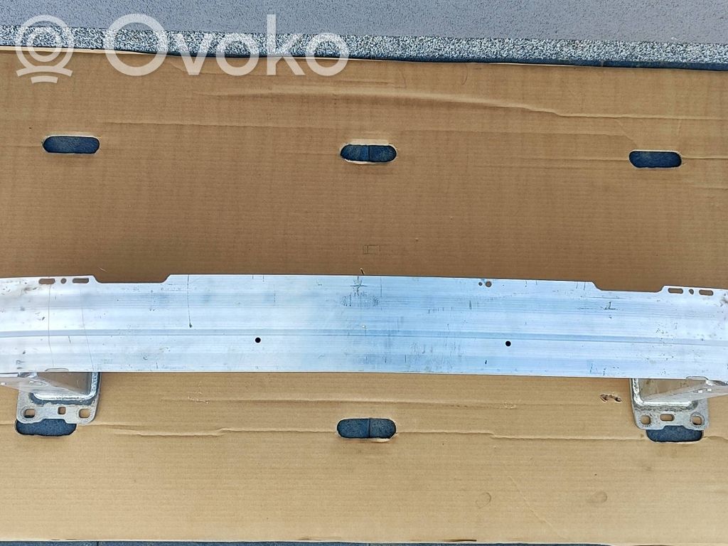 Audi RS6 C8 Priekšpusē bampera sija / balka 