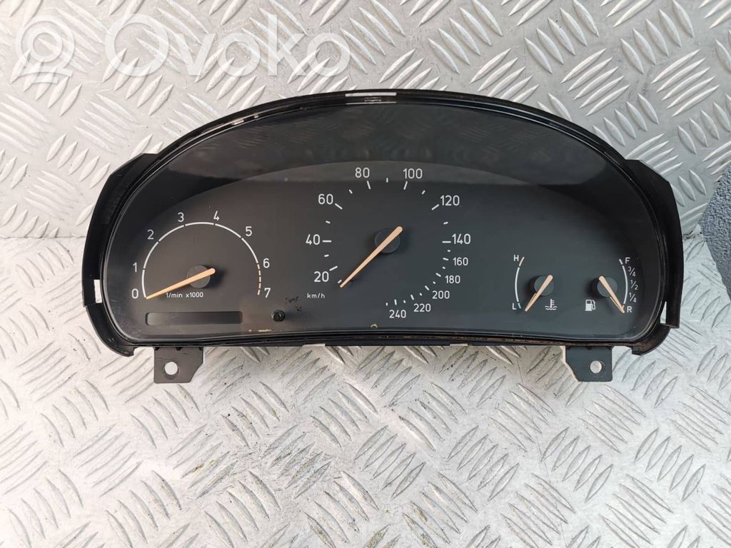Saab 9-5 Speedometer (instrument cluster) 